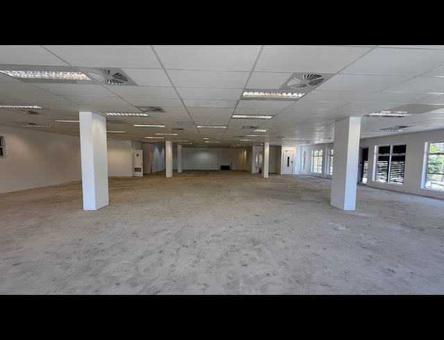 570.80M² OFFICE TO LET IN MORNINGSIDE
